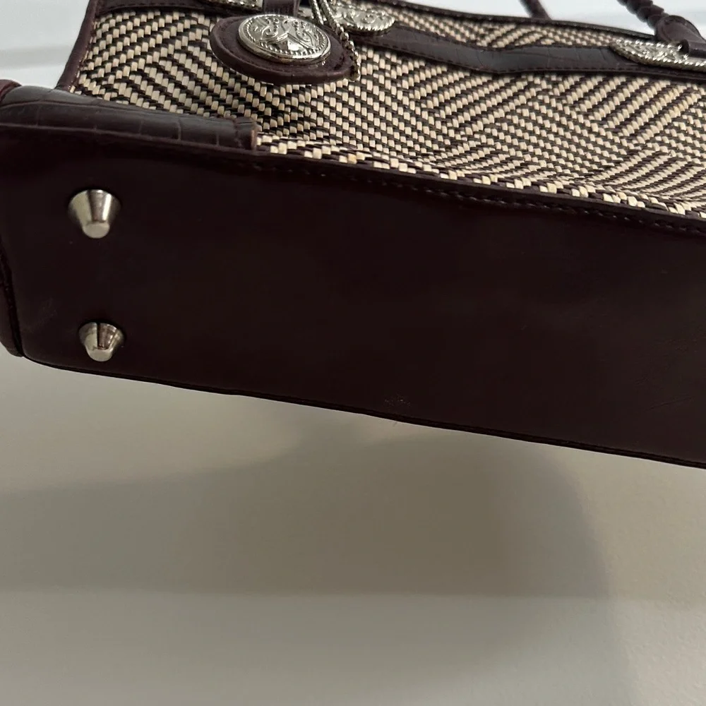 Bueno Brown and Cream Checkered Shoulder Bag - Picture 4 of 14